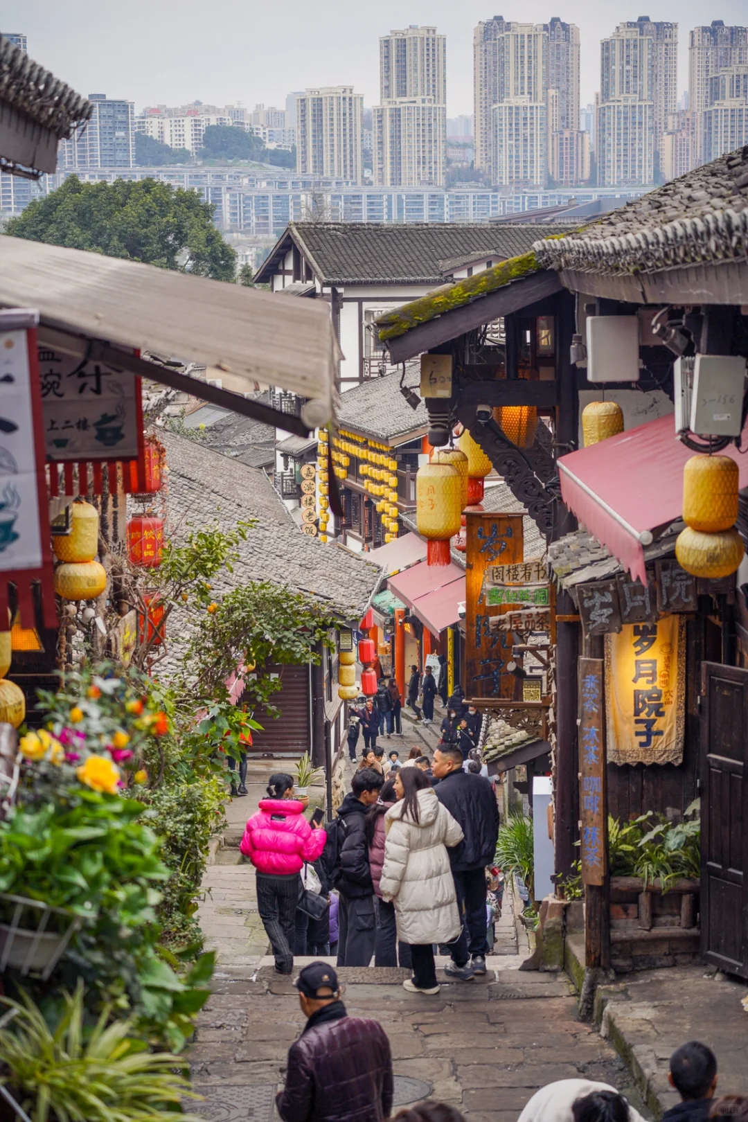 Chongqing's Ciqikou! Never Again (Tourist Trap Survival Guide) 🚫🙅♀️